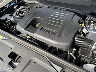 2025 Land Rover Discovery Dynamic SE