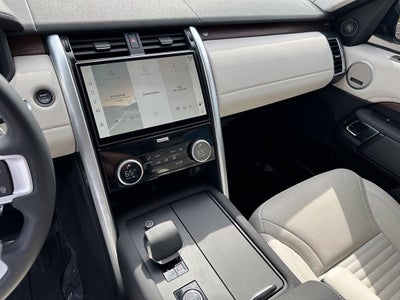 2025 Land Rover Discovery Dynamic SE