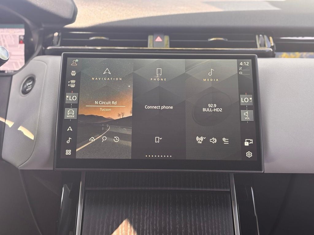 2024 Land Rover Range Rover Velar Dynamic SE