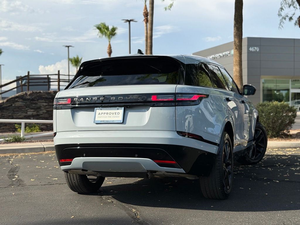 2026 Land Rover Range Rover Velar Dynamic SE