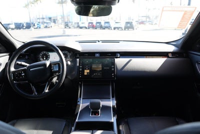 2026 Land Rover Range Rover Velar Dynamic SE