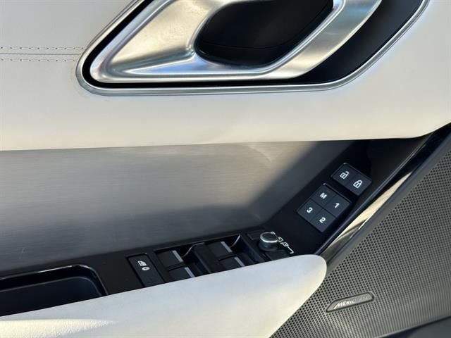 2023 Land Rover Range Rover Velar R-Dynamic S MHEV