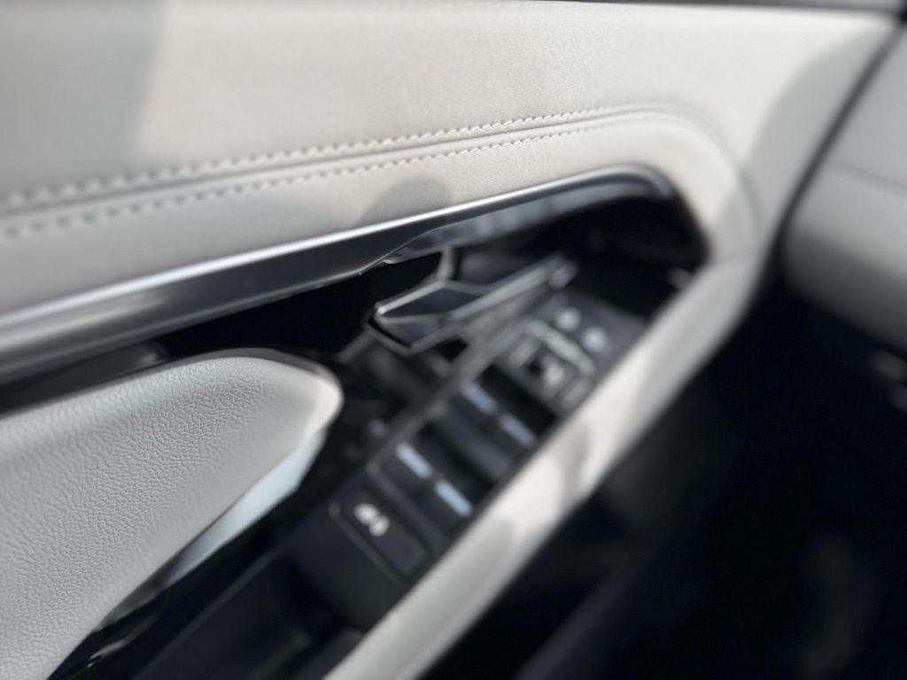 2023 Land Rover Range Rover Evoque R-Dynamic SE