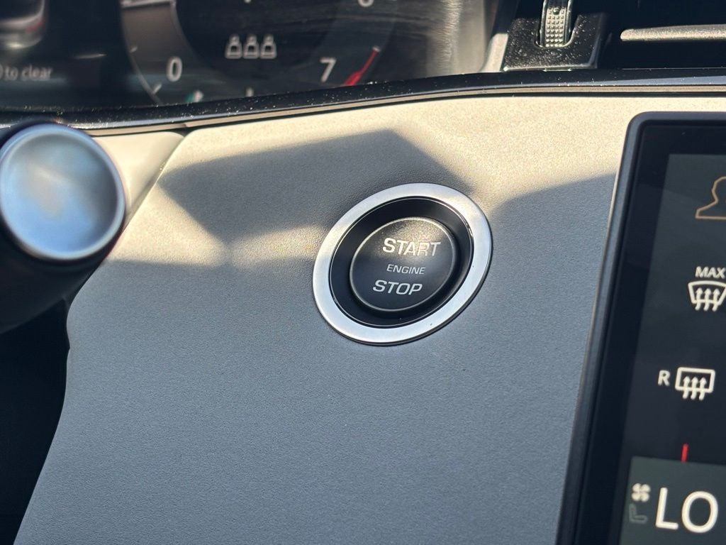 2025 Land Rover Range Rover Evoque Dynamic