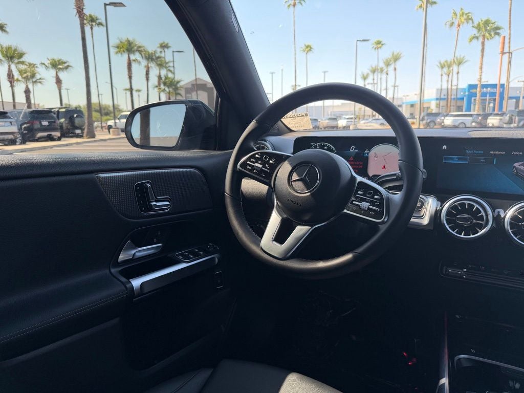 2023 Mercedes-Benz EQB 250+ Base
