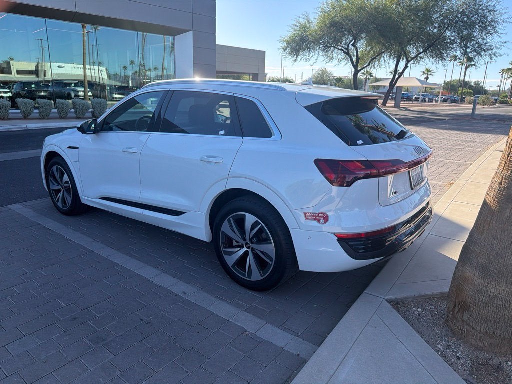 2024 Audi Q8 e-tron quattro