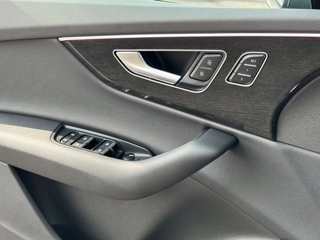 2026 Audi Q7 45 Premium quattro