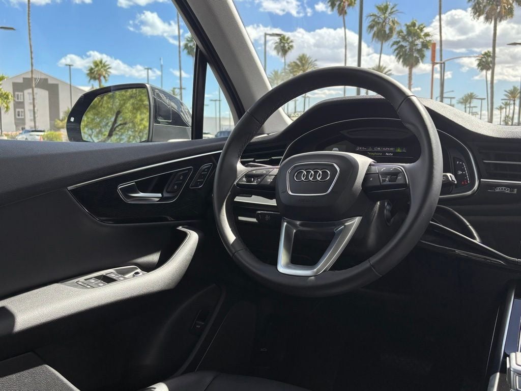 2022 Audi Q7 55 Premium quattro