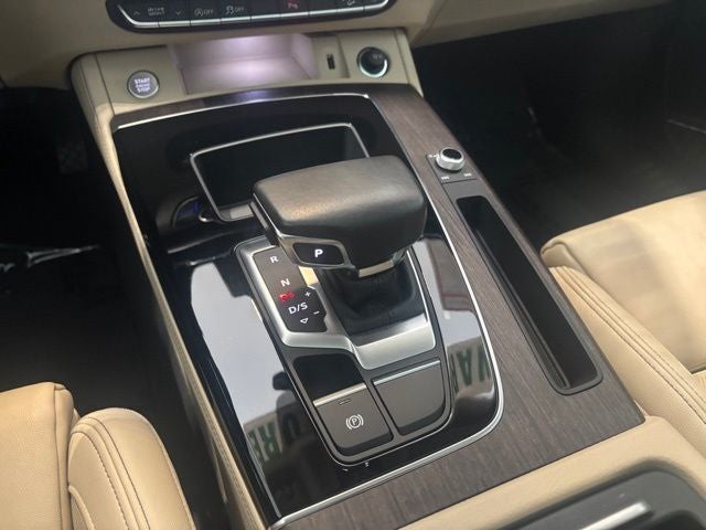 2022 Audi Q5 45 S line Premium quattro