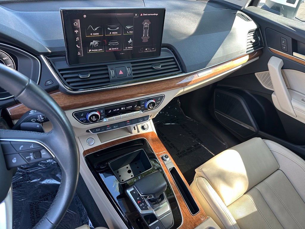 2023 Audi Q5 45 S line Premium quattro