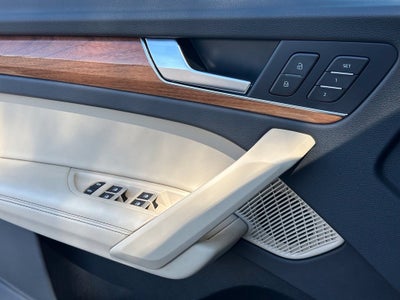 2023 Audi Q5 45 S line Premium quattro