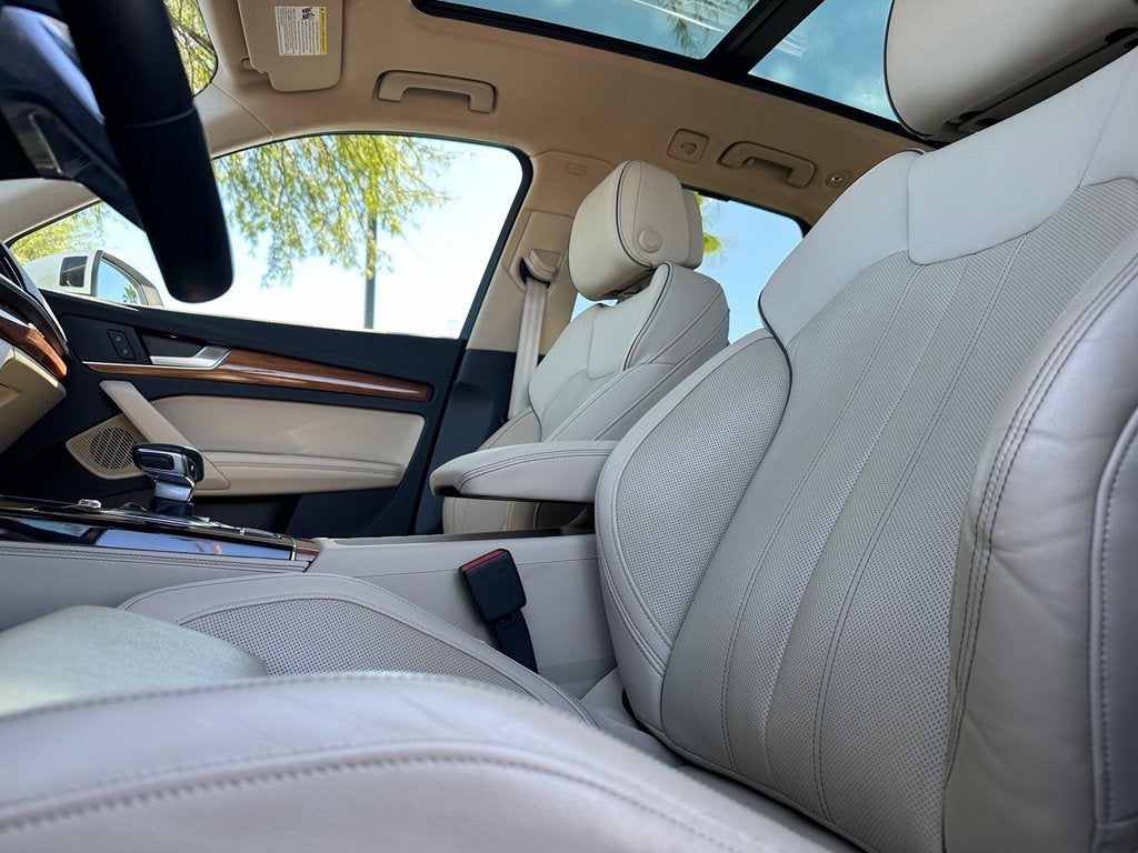 2023 Audi Q5 45 S line Premium quattro