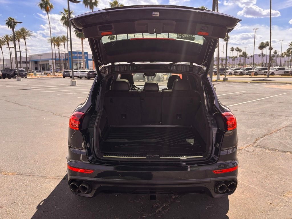 2016 Porsche Cayenne S