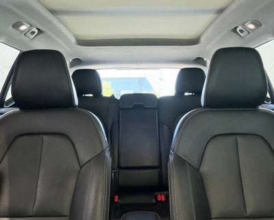 2025 Volvo XC40 B5 Core