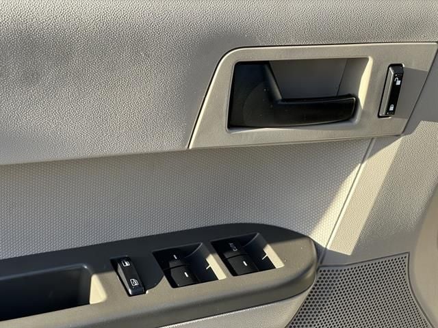 2011 Ford Escape XLS