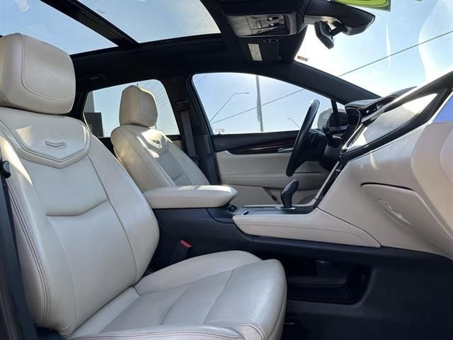 2017 Cadillac XT5 Premium Luxury