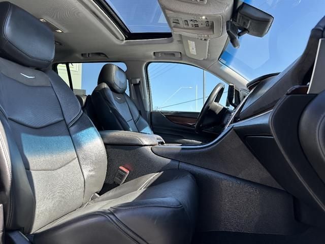 2016 Cadillac Escalade ESV Luxury