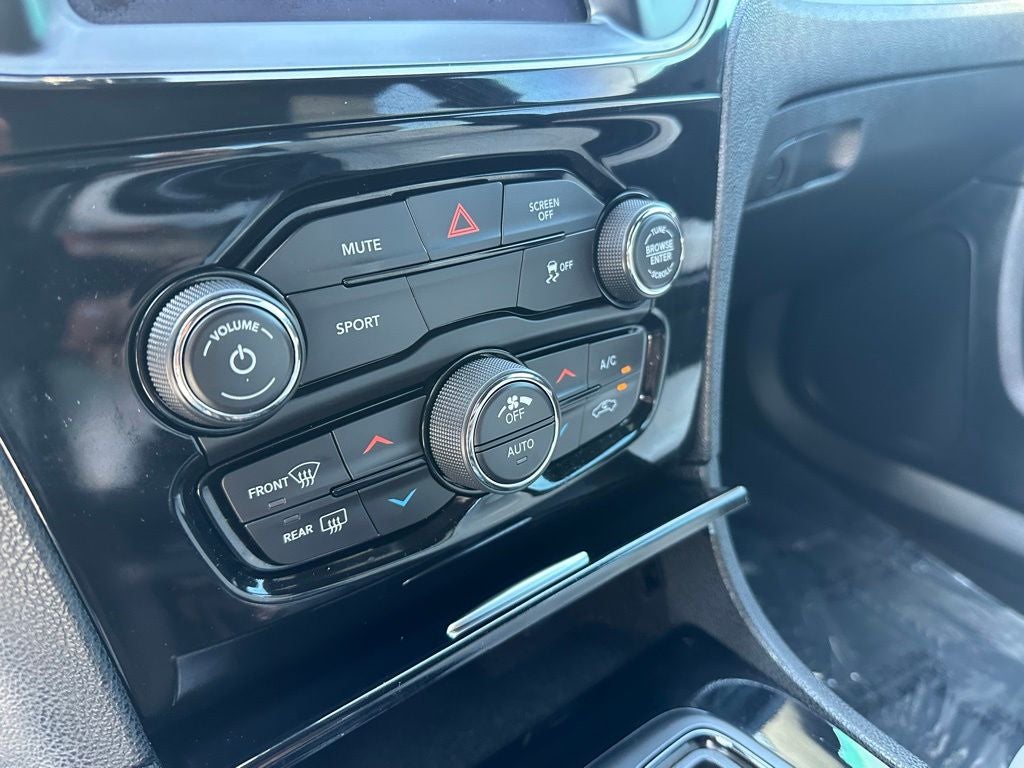 2019 Chrysler 300 S