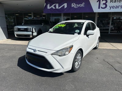 2017 Toyota Yaris iA Base