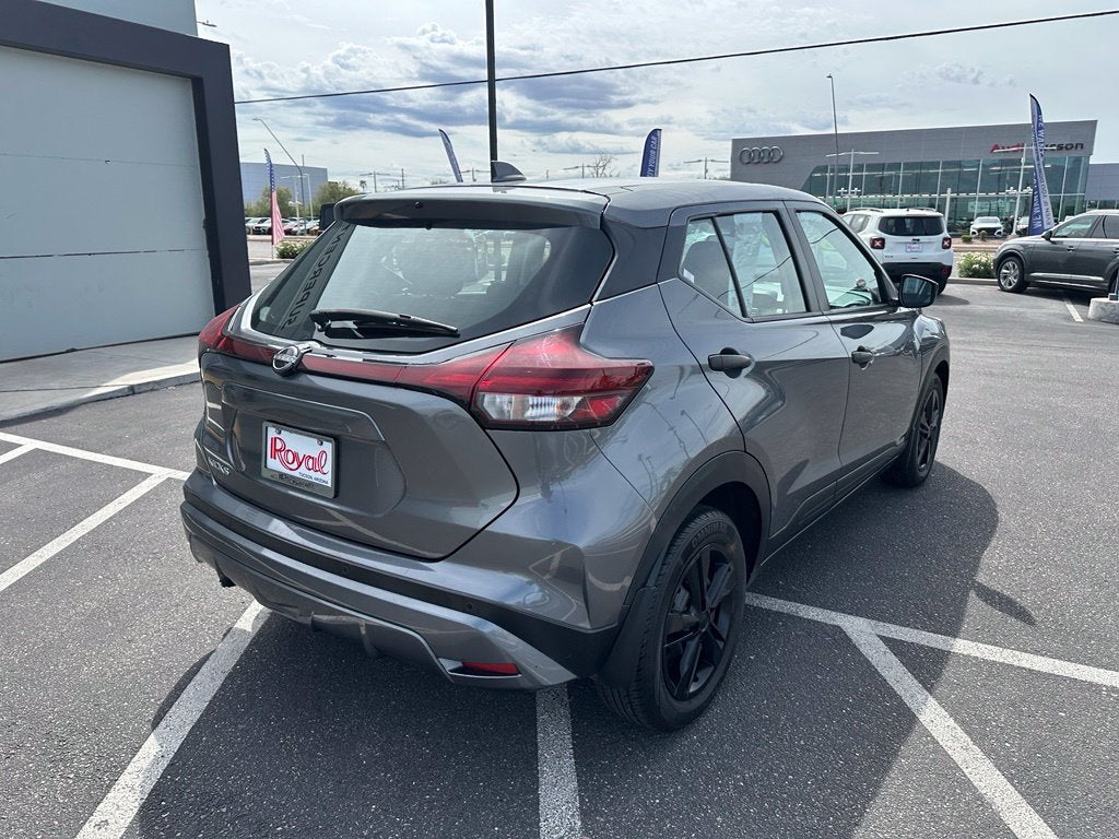 2024 Nissan Kicks S