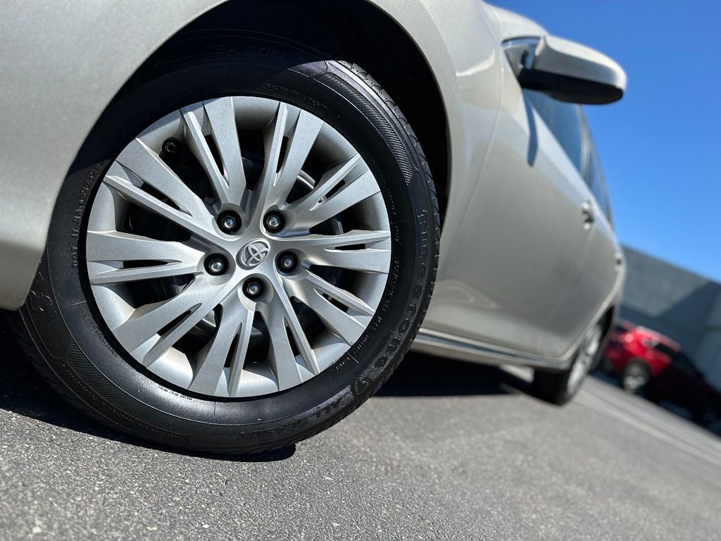 2014 Toyota Camry LE 2014.5