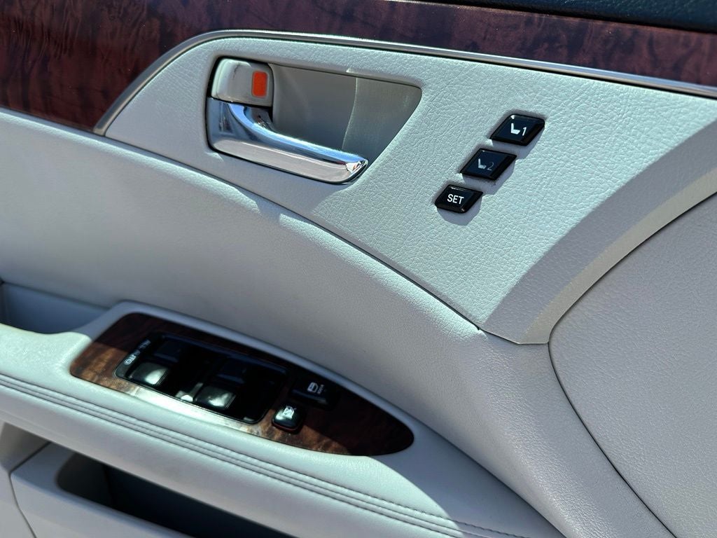 2011 Toyota Avalon Limited