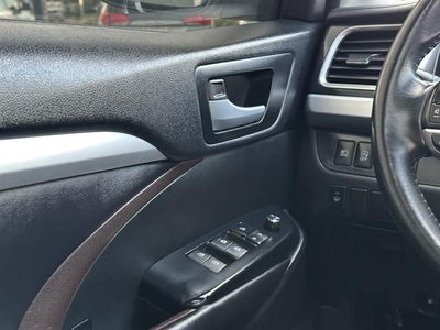 2017 Toyota Highlander XLE