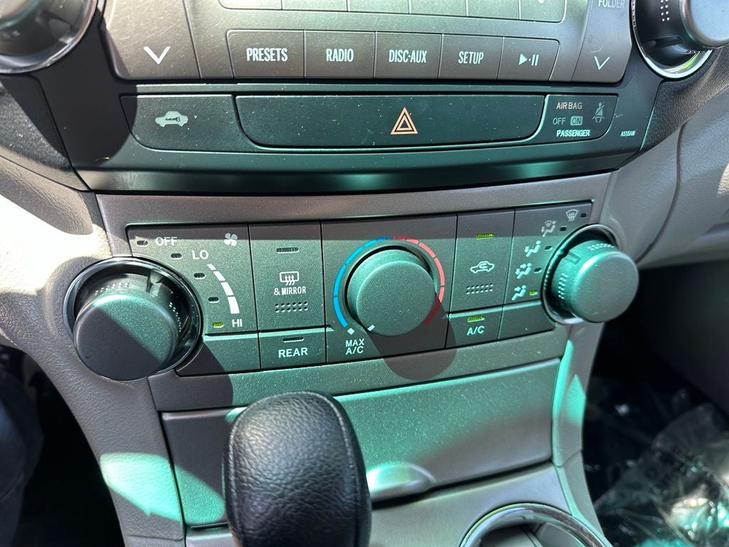 2012 Toyota Highlander Base