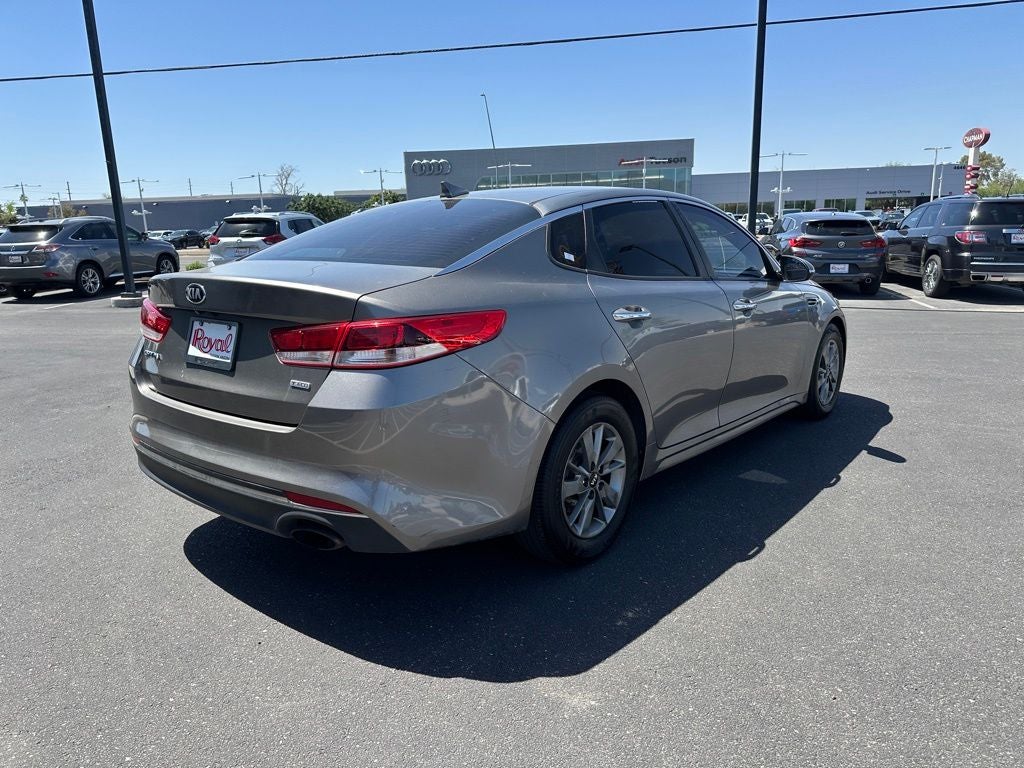 2017 Kia Optima LX Turbo
