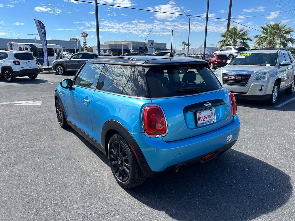 2016 MINI Cooper Base