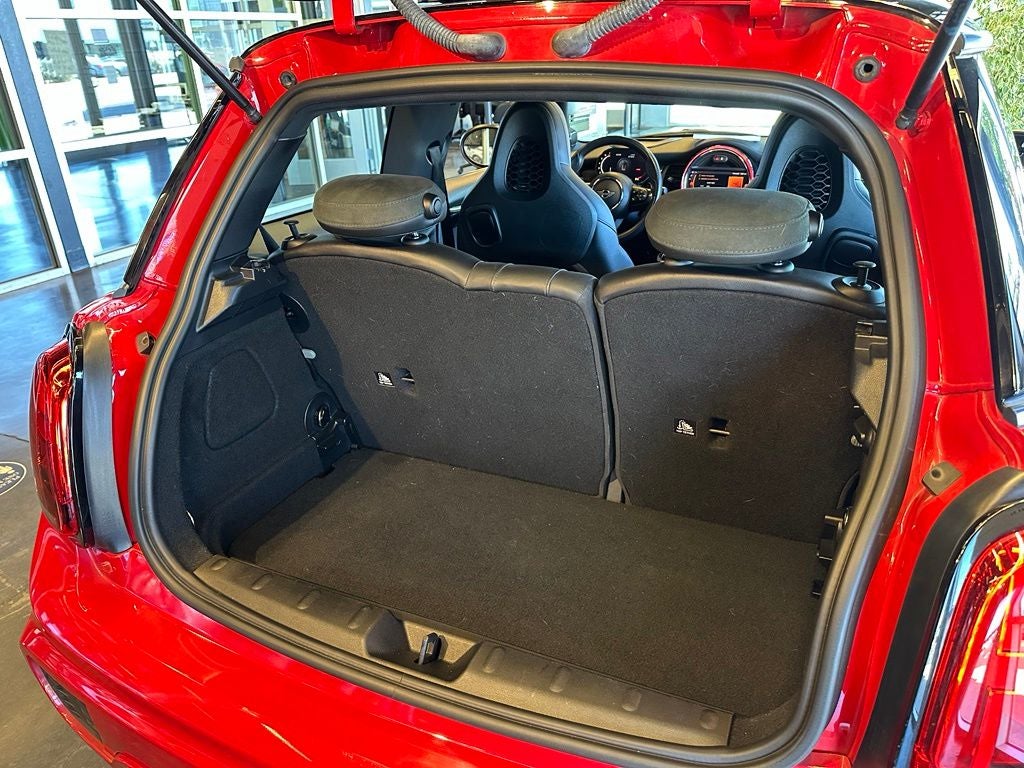2021 MINI John Cooper Works Base