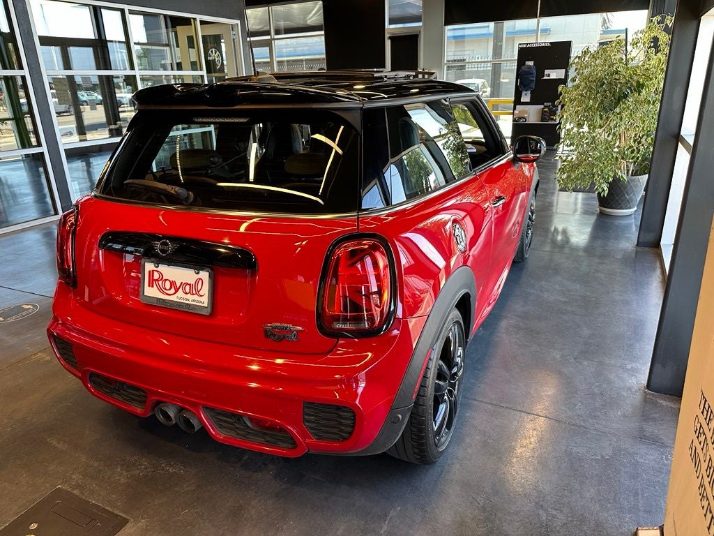 2021 MINI John Cooper Works Base