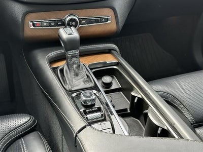 2019 Volvo XC90 T6 Inscription