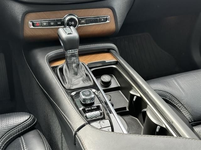 2019 Volvo XC90 T6 Inscription